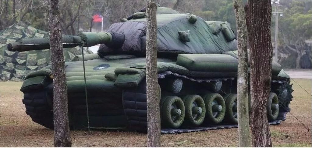 尉犁军用充气坦克